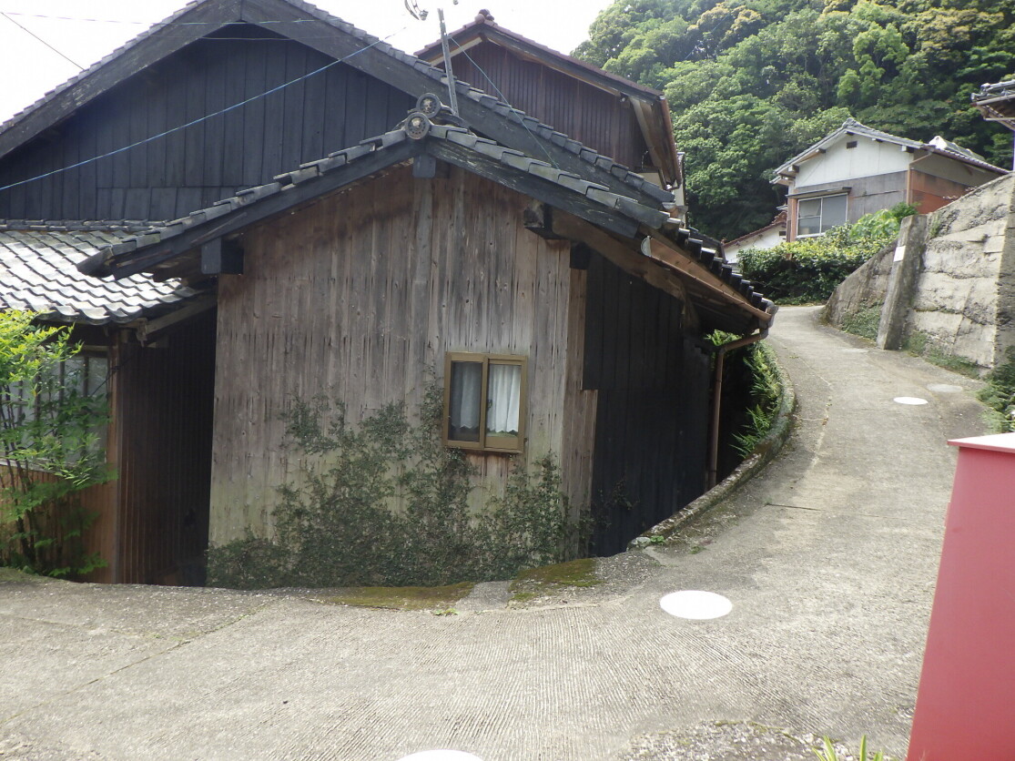 detached 佐賀県 東松浦郡玄海町 仮屋