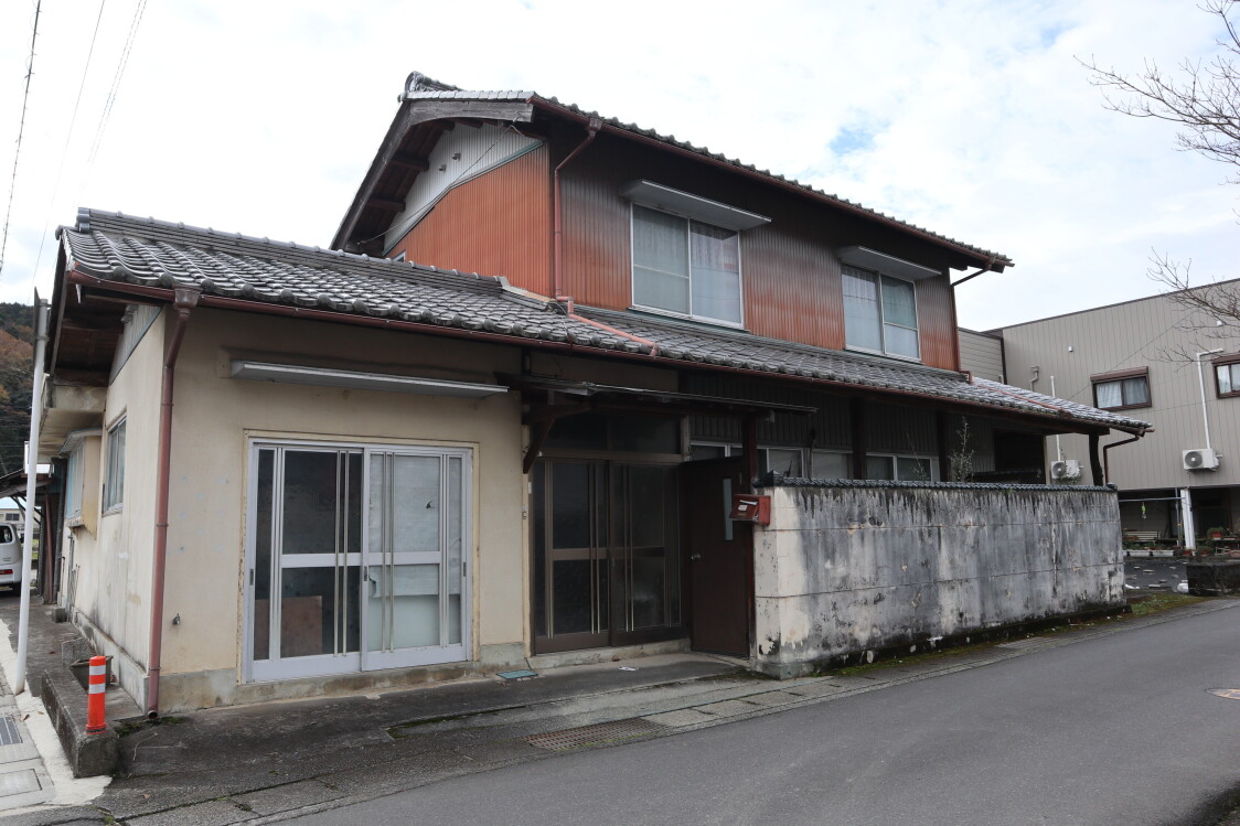 detached 徳島県 三好郡東みよし町